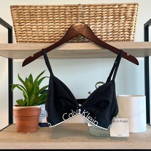NWT Calvin Klein Underwear Intimates Bralette, M